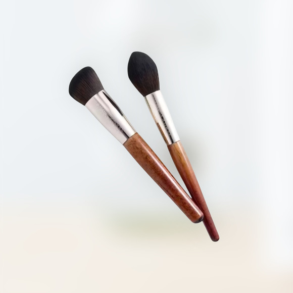 Camara A Unique Beauty New Virtuous Woman brush set volume 2 - Picture 1 of 3